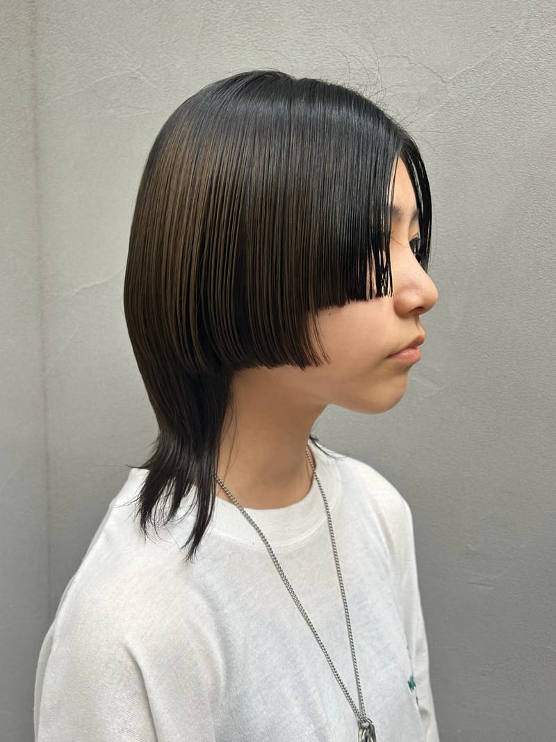 ダブルサイドバングのヘアスタイル